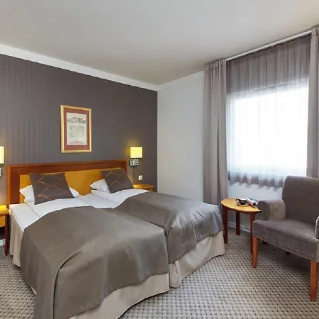 Scandic Hotell 4*